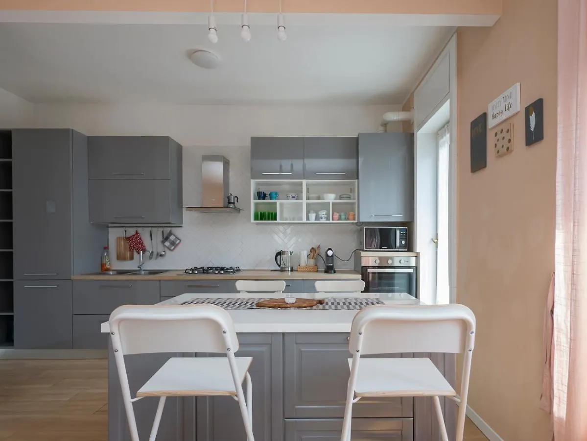 I Host Apartment - Marescalchi 9 Milano