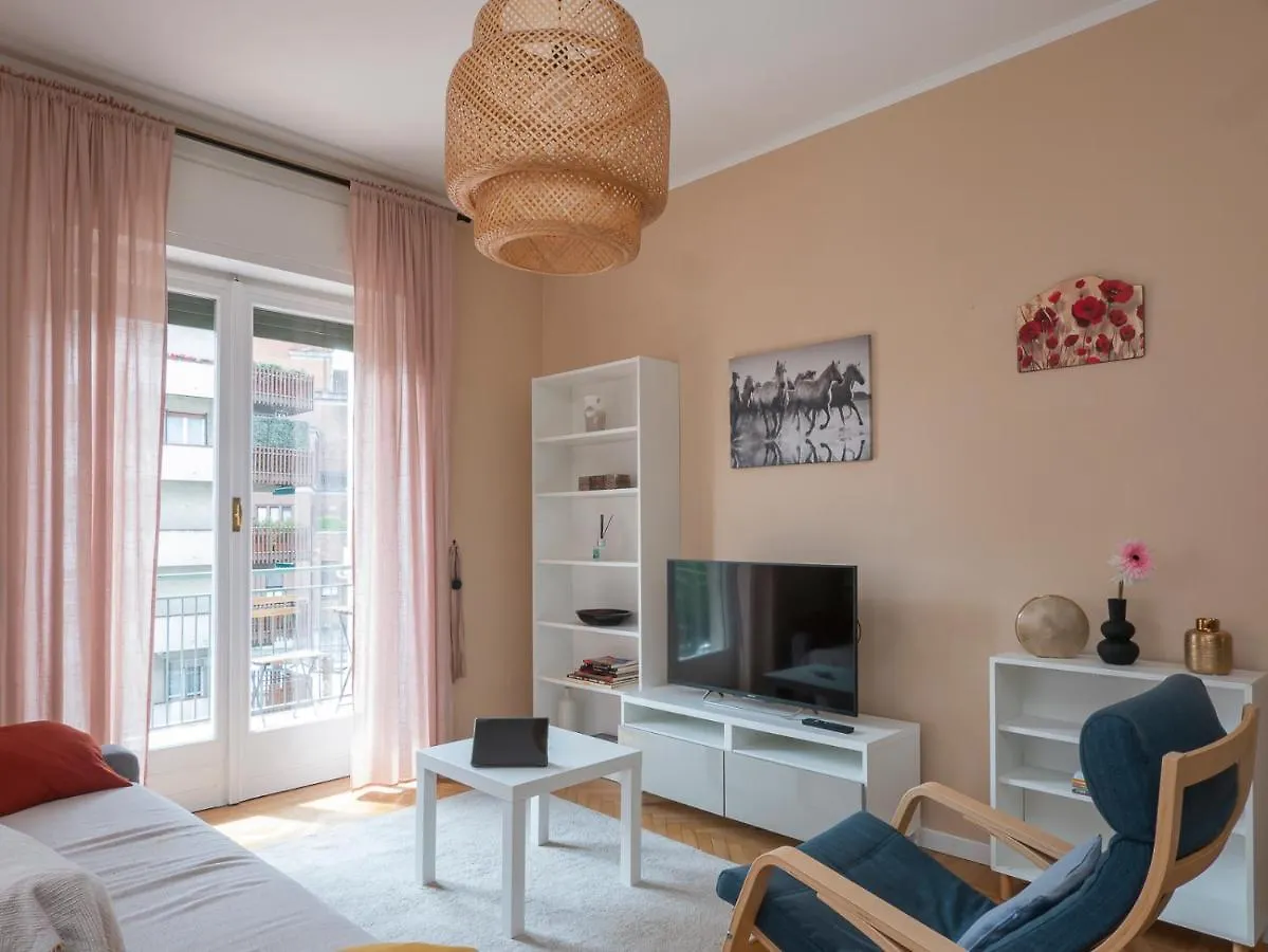 I Host Apartment - Marescalchi 9 Milano 0*,