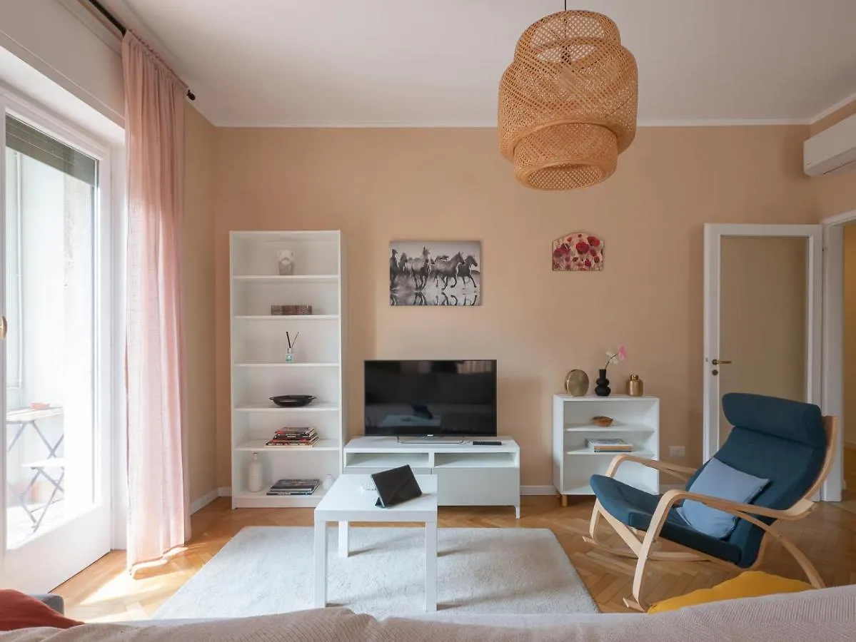 I Host Apartment - Marescalchi 9 Milano
