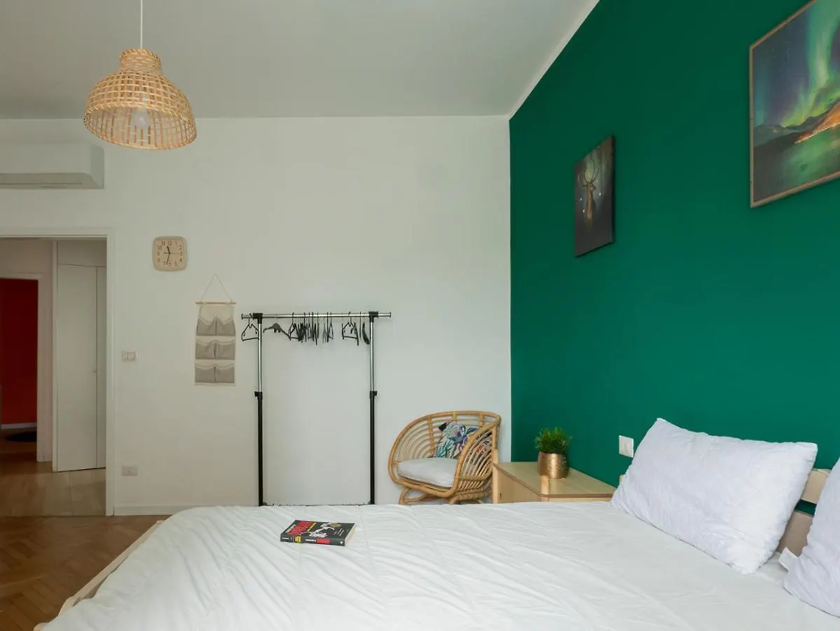 I Host Apartment - Marescalchi 9 Milano 0*,  Italia